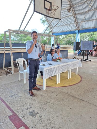 Rector Hablando